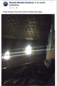 tardo una hora en el baño de un cine cinemex y cuando salió estaba cerrado y vacio