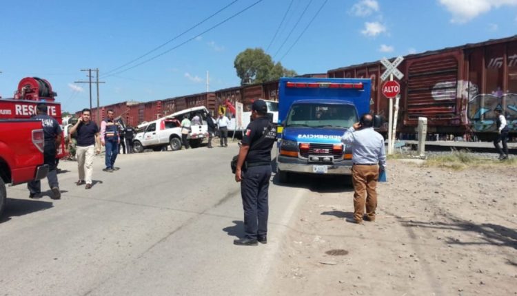 choque tren camion queretaro